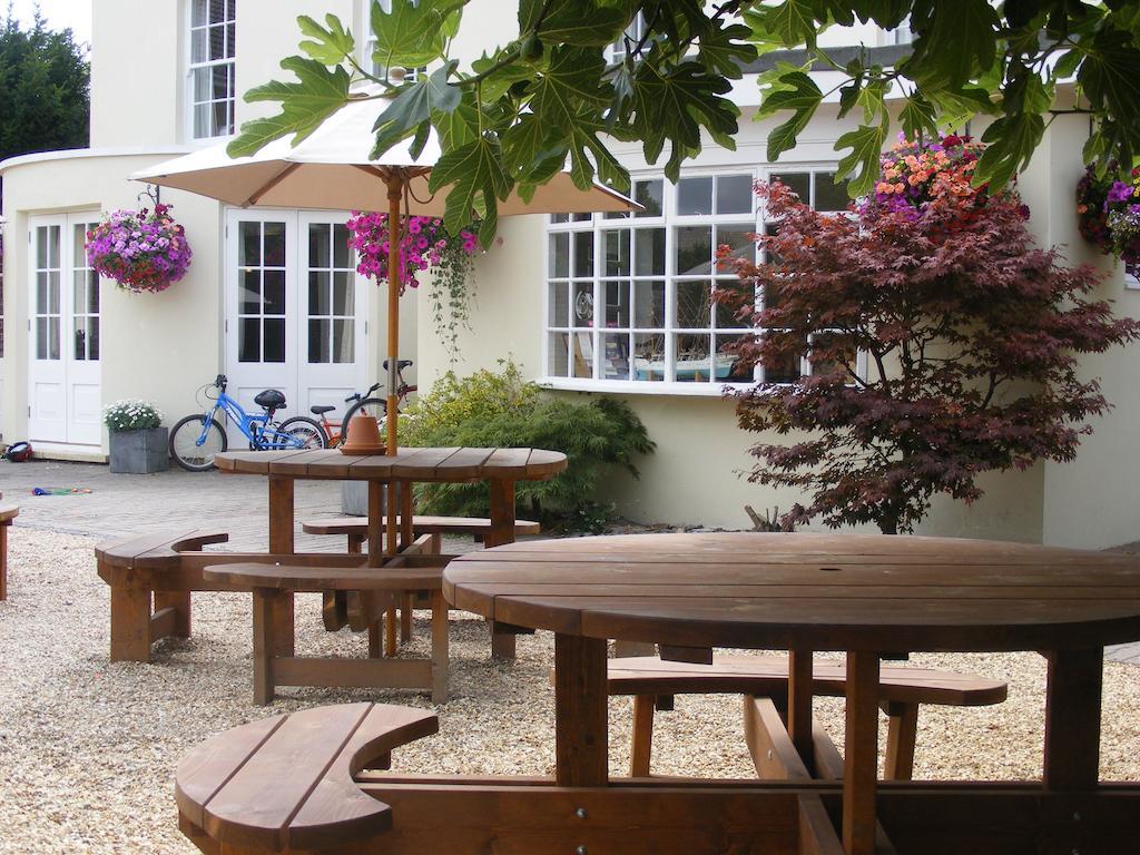The Old Lodge Gosport Exterior photo